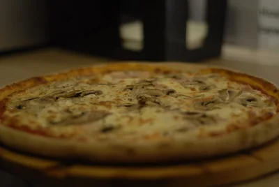Pizza z galerii Caffe Italiano w Pruszkowie
